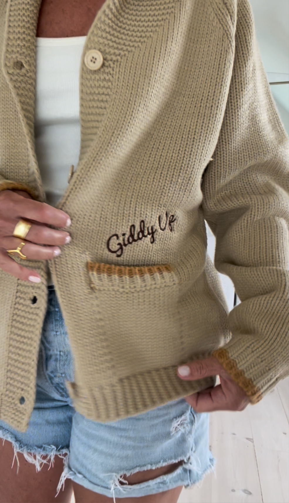 Vintage Horseshoe Varsity Cardigan in Camel: Xs/s