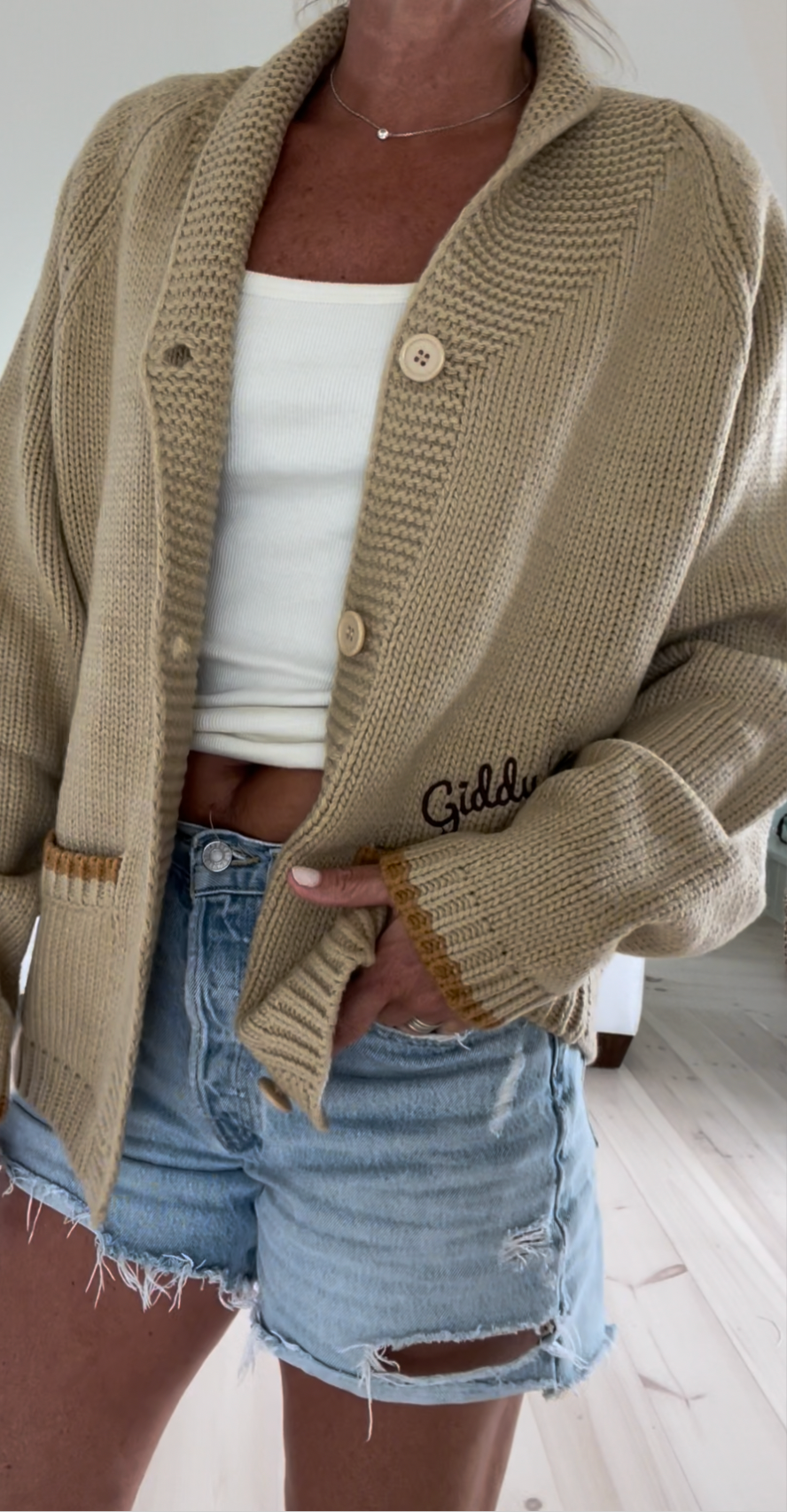 Vintage Horseshoe Varsity Cardigan in Camel: Xs/s