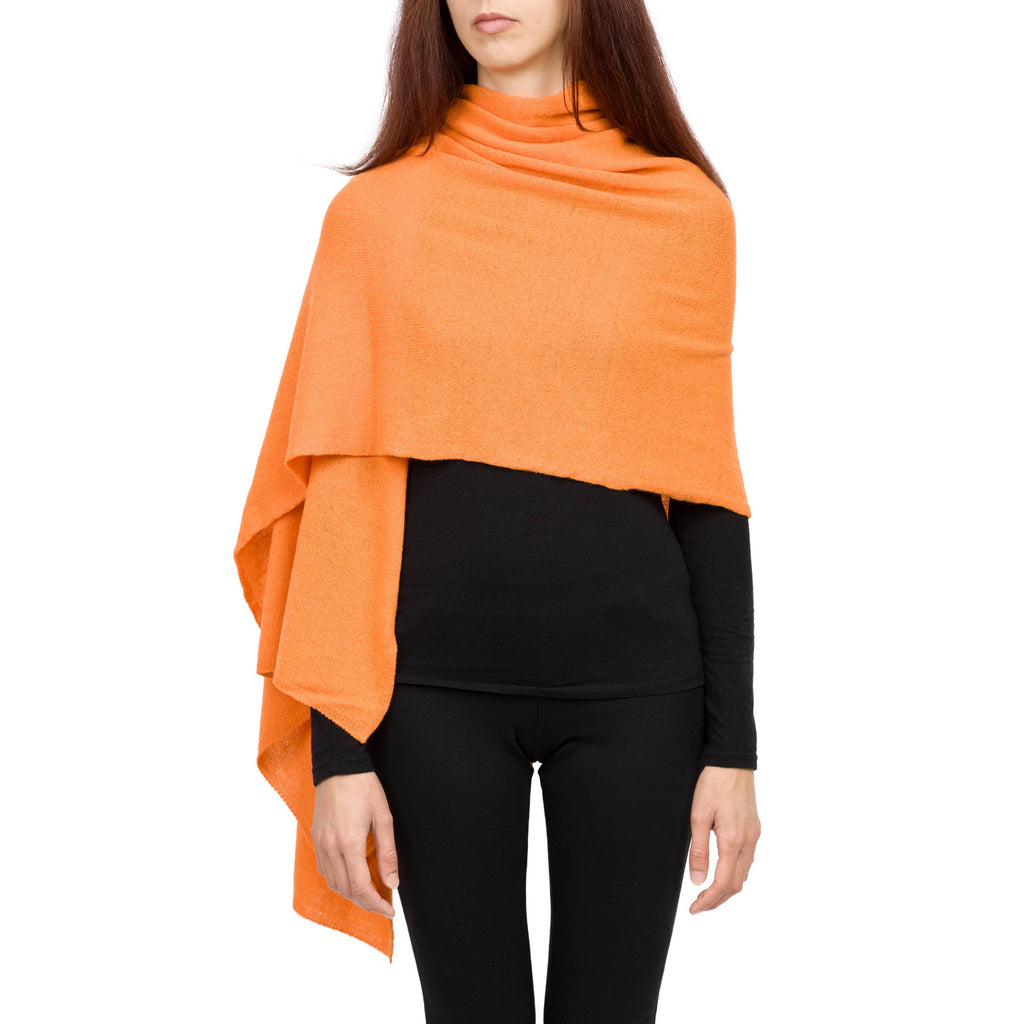 Benny Top - Classic pure cashmere wrap: Baby pink
