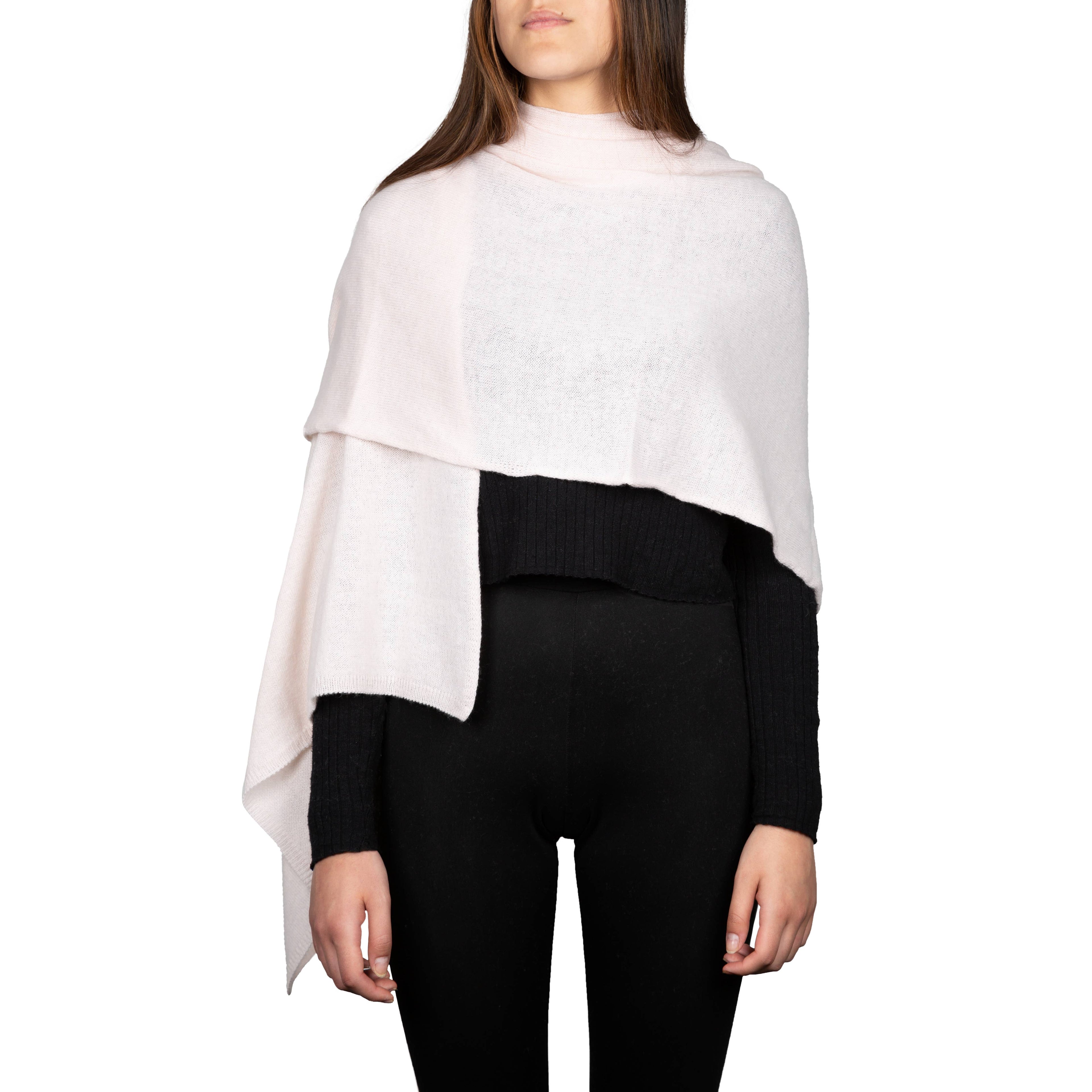 Benny Top - Classic pure cashmere wrap: Baby pink